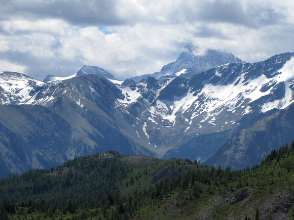 As I approached Citadel Pass I was disappointed to see Mount Assiniboine hidden by clouds.