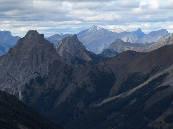 Eventually it cleared enough to be able to see as far as Mount Bogart (distant center) with Lougheed, Wind, and Kidd to its right. Gap Mountain and Wintour are in the foreground on the left.