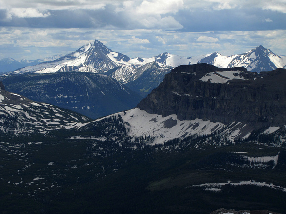 Kenow Mountain is the triangular peak on the left and it bears an uncanny resemblance to Mount Glasgow near Calgary (especially from this angle). In the foreground is Mount Matkin.